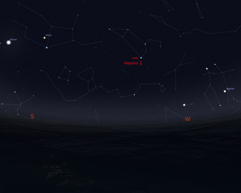 Looking Southwest on March 20, 2014 at about 2:00 am EDT. Regulus is the bright star below the "sickle of Leo". Chart generated by Stellarium. Click on image for larger view.